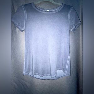Lululemon T-shirt